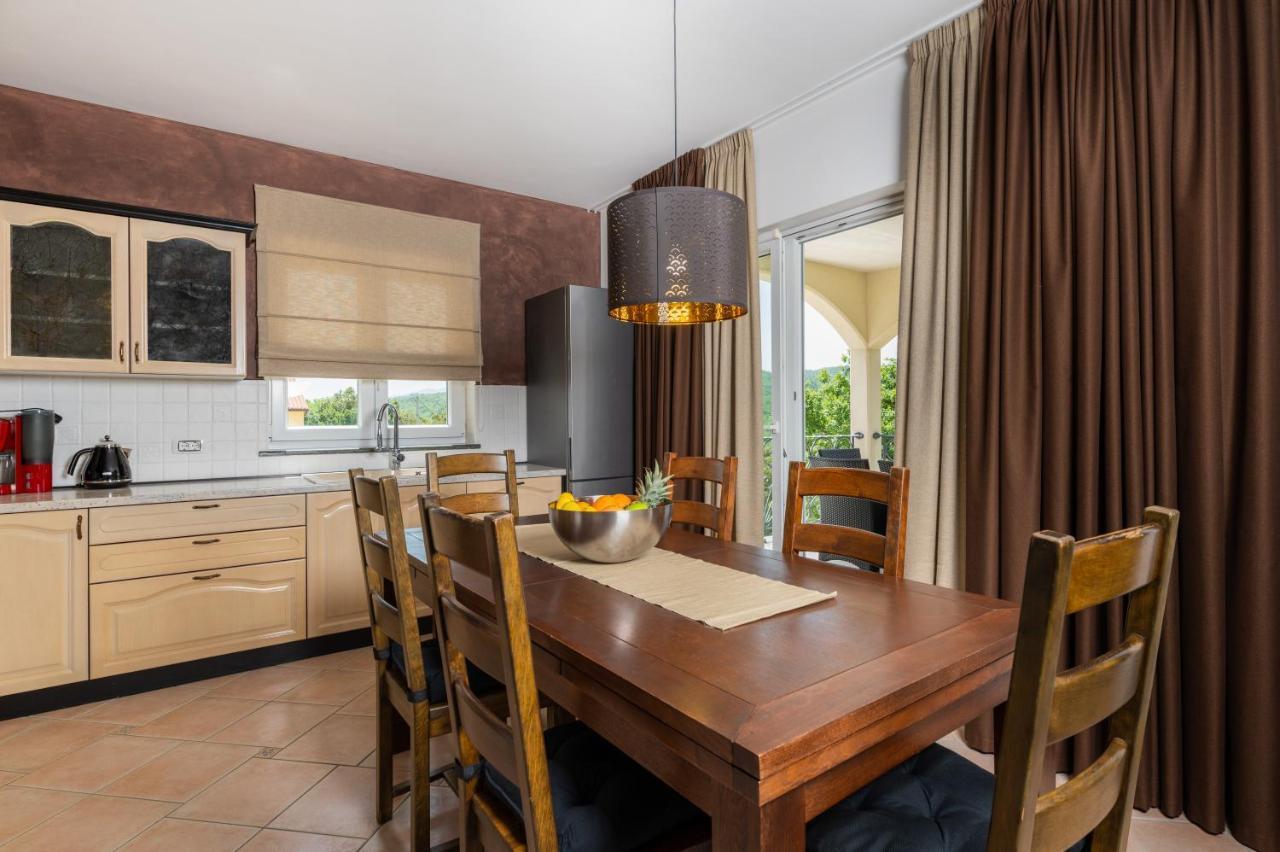 Villa Vires Labin  Kültér fotó